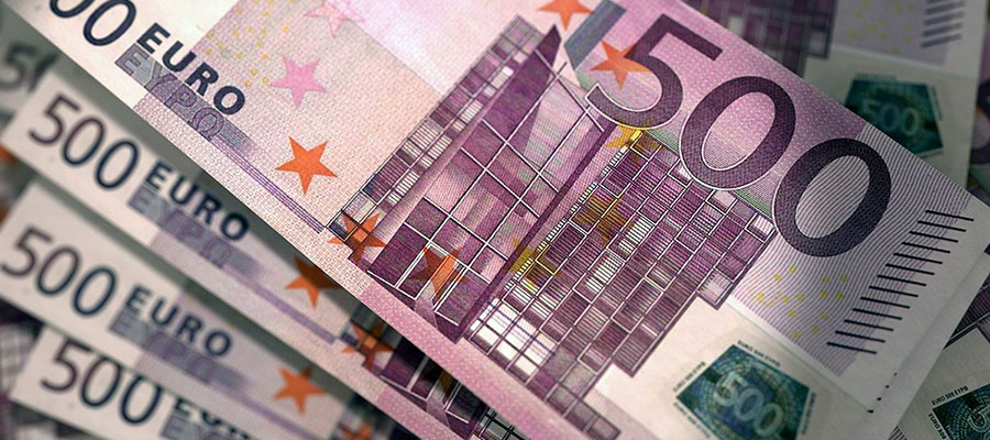 Reddito di Cittadinanza, scende a 500 euro